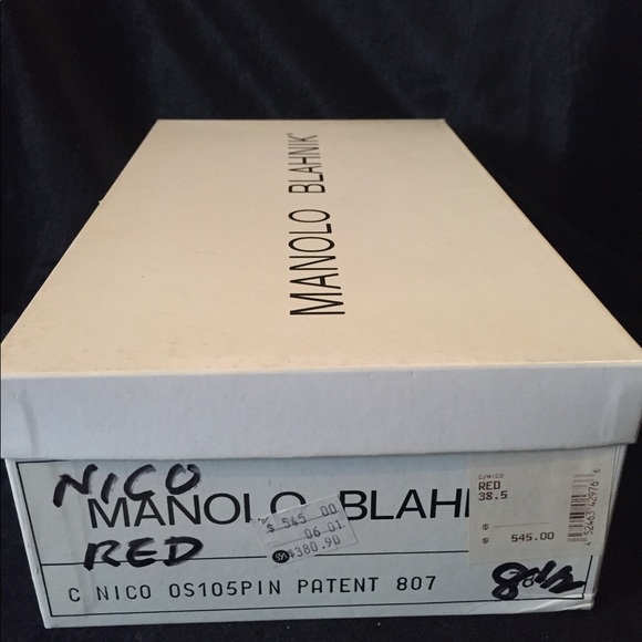 Manolo Blahnik Red patent leather shoes